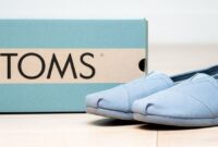 Toms shoes canvas women slip sell classic now available size